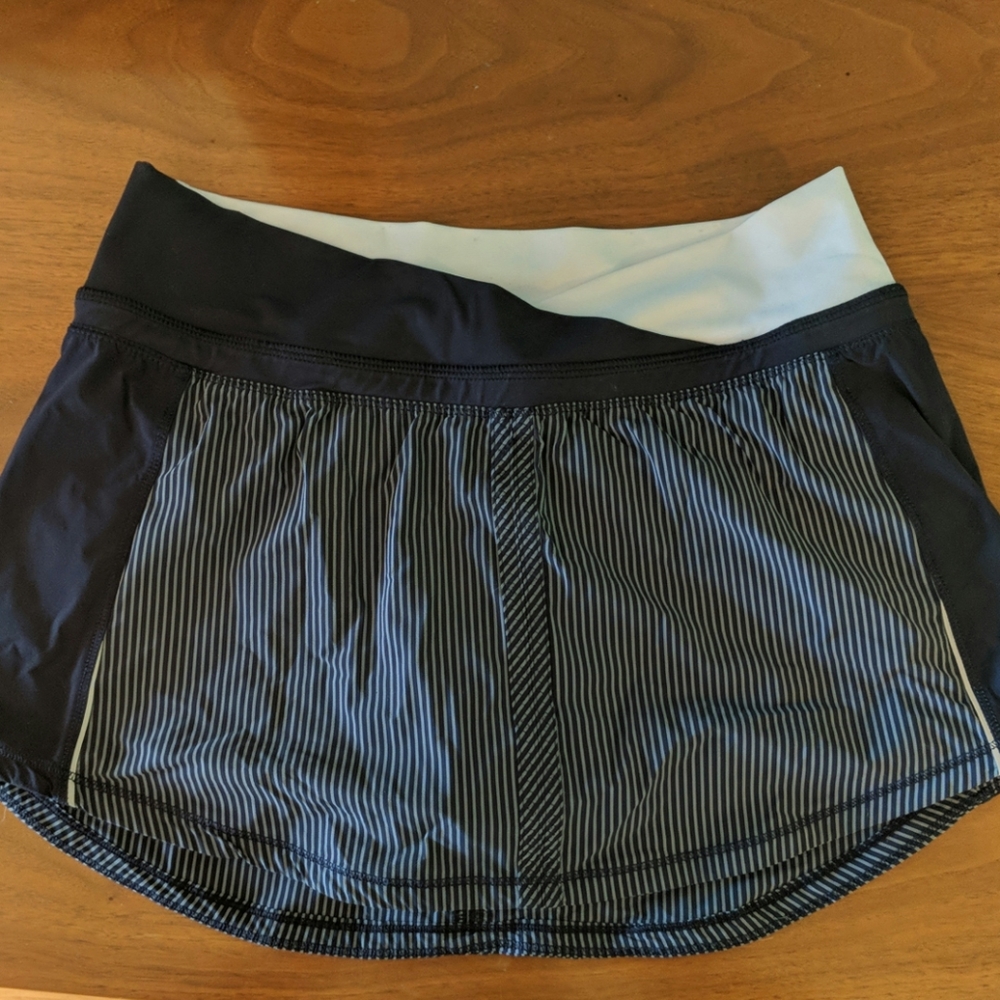 Lululemon running skirt size 4